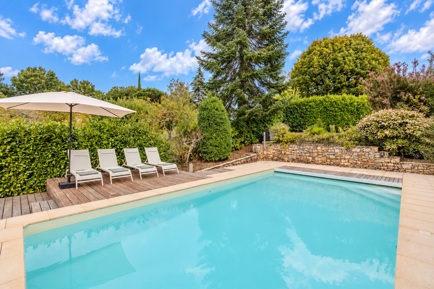 Private pool