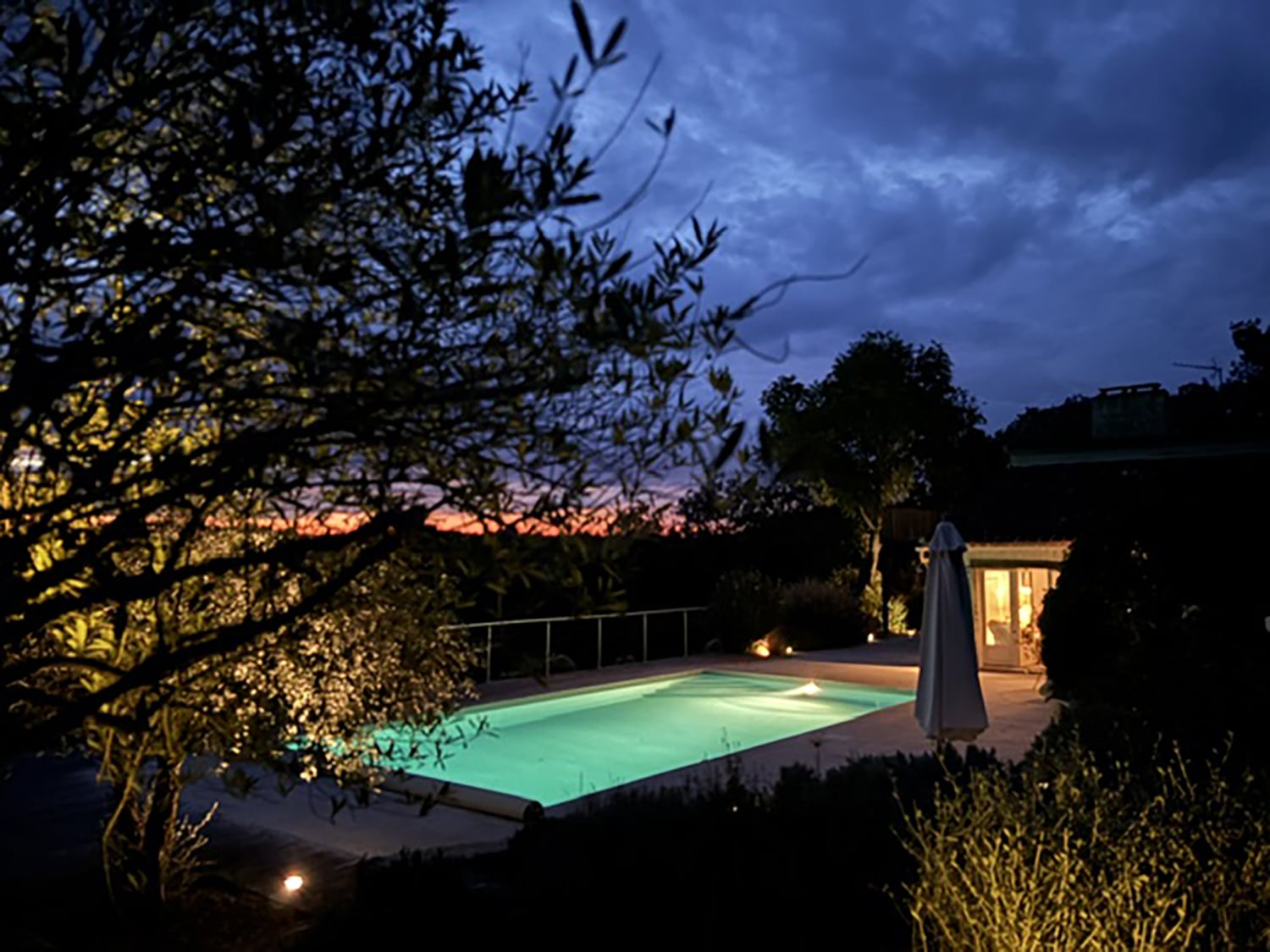 Piscine la nuit