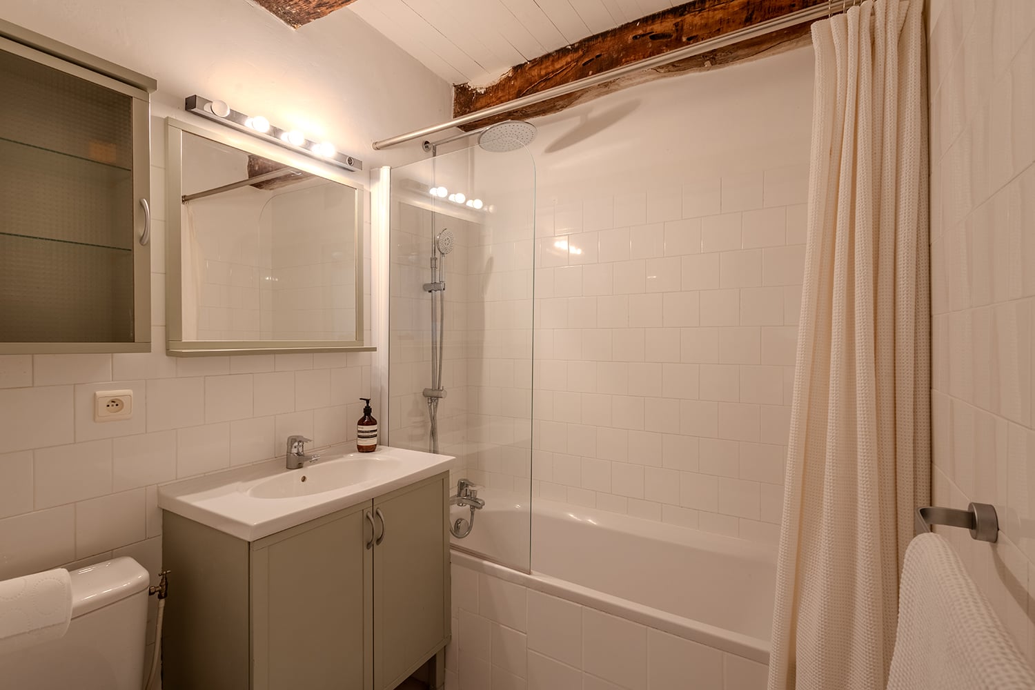 Salle du bain | Maison de vacances à Montcuq-en-Quercy-Blanc