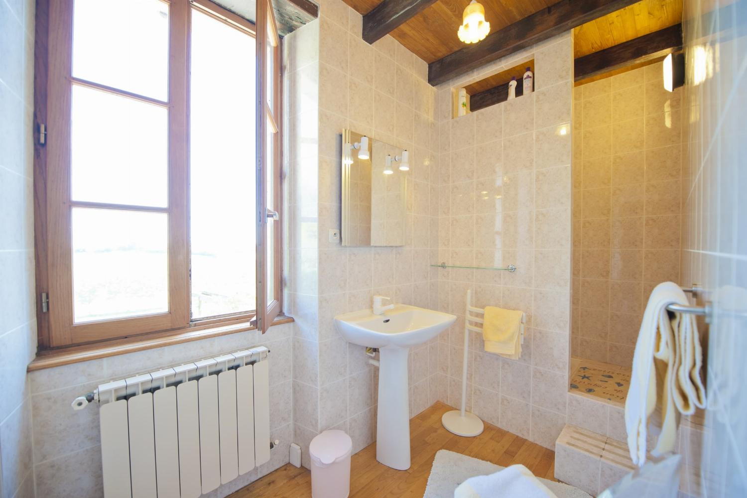 Salle de bain | Gîte en Charente
