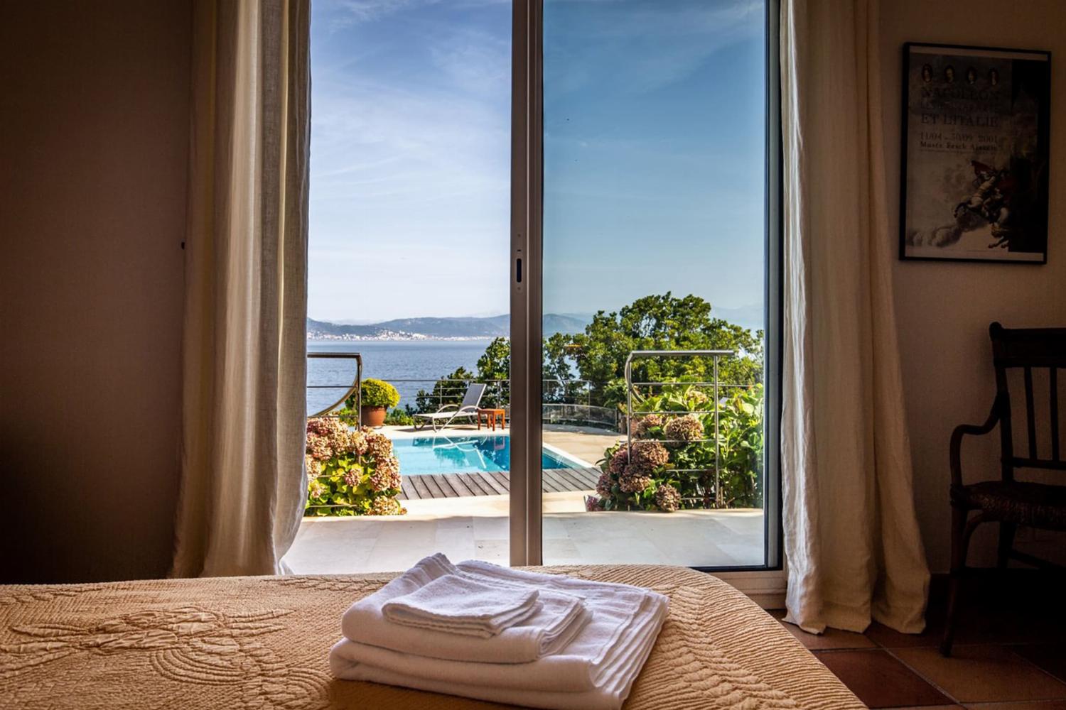 Chambre | Villa de vacances en Corse