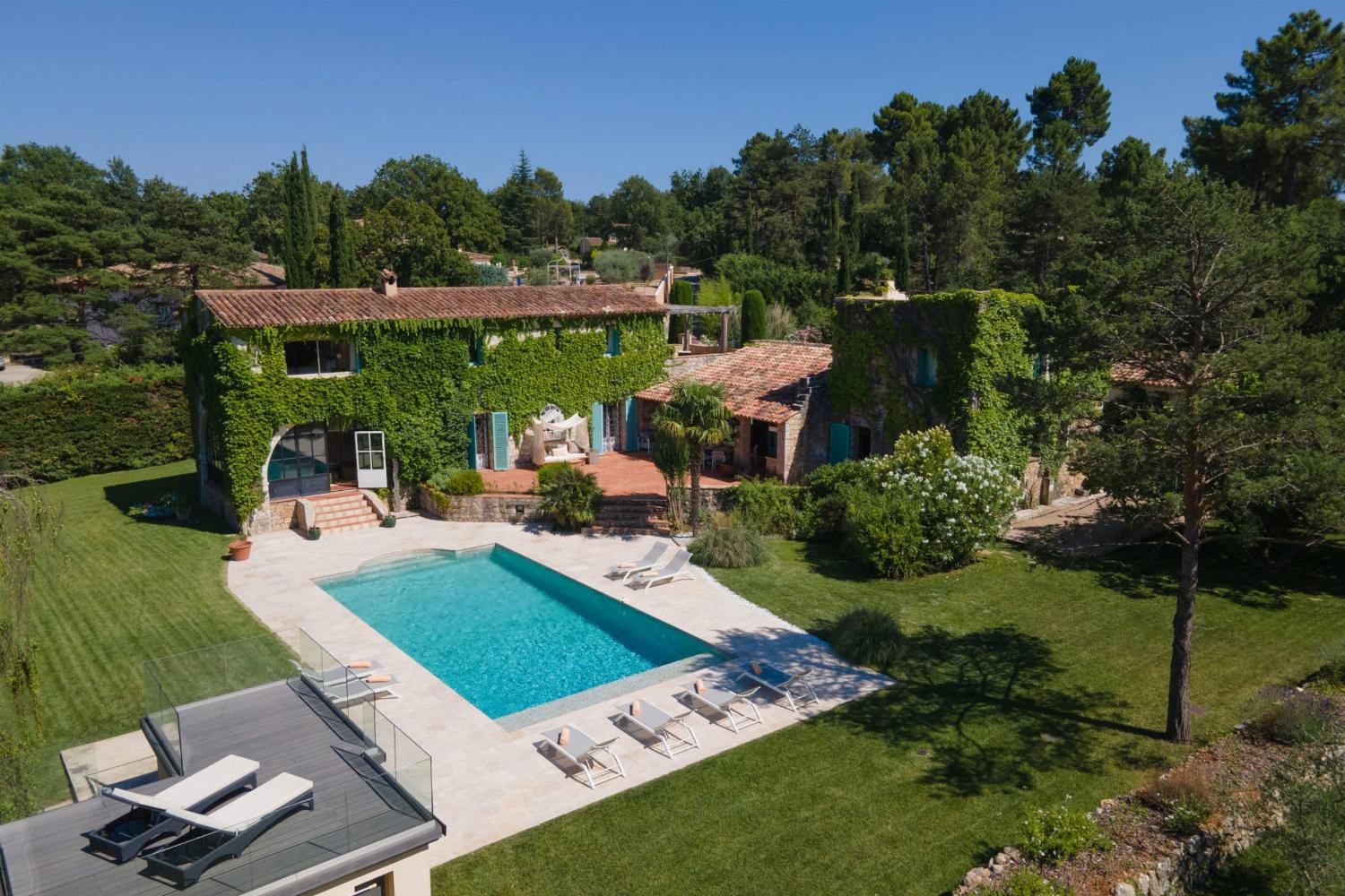 Maison de vacances en Provence avec piscine privée chauffée