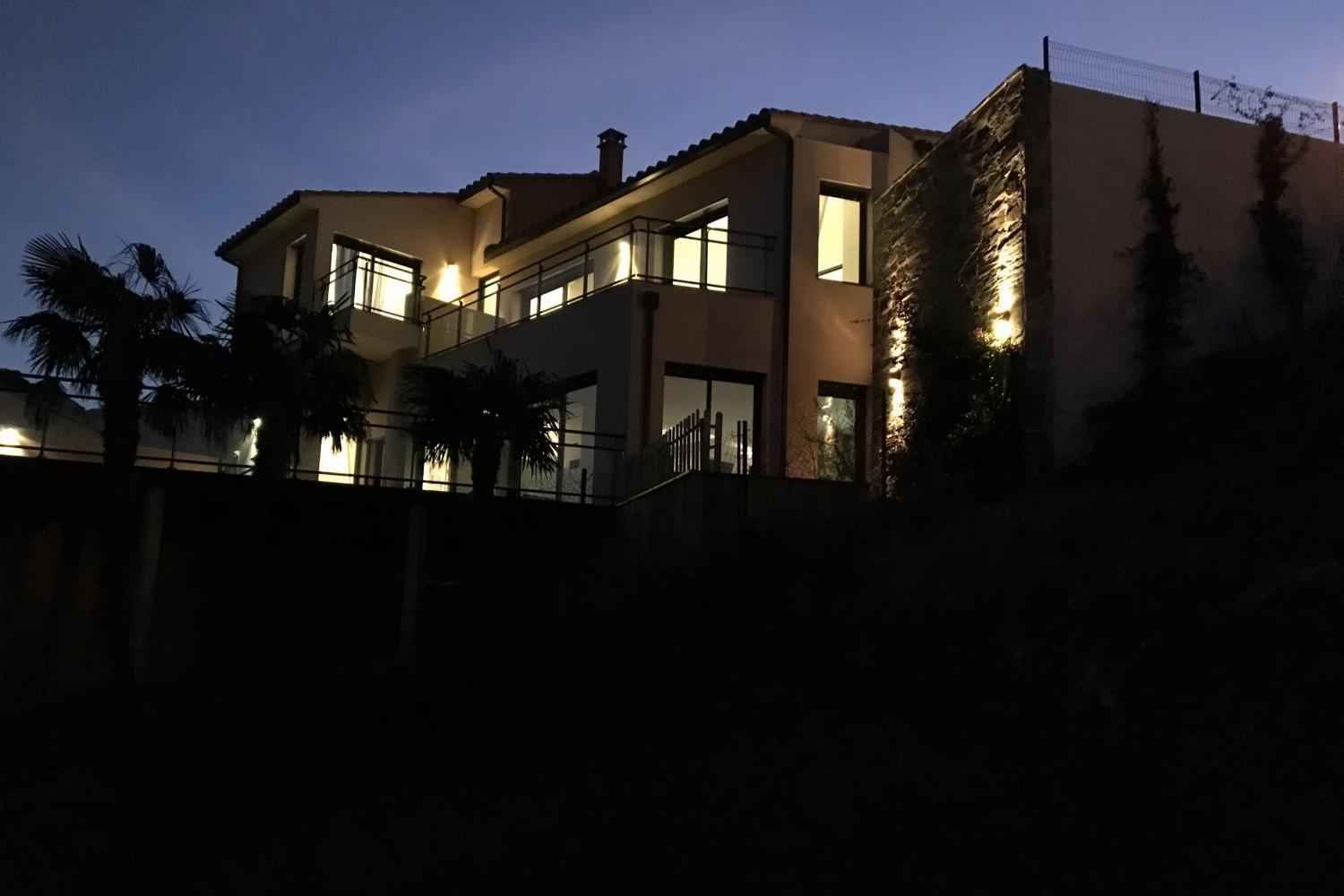 Villa de vacances à Collioure la nuit