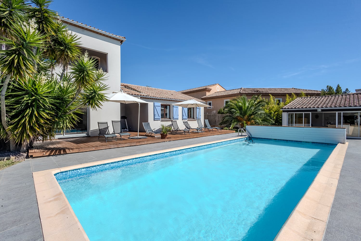 Villa de vacances à Portiragnes avec piscine privée chauffée Villa de vacances à Portiragnes avec piscine privée chauffée