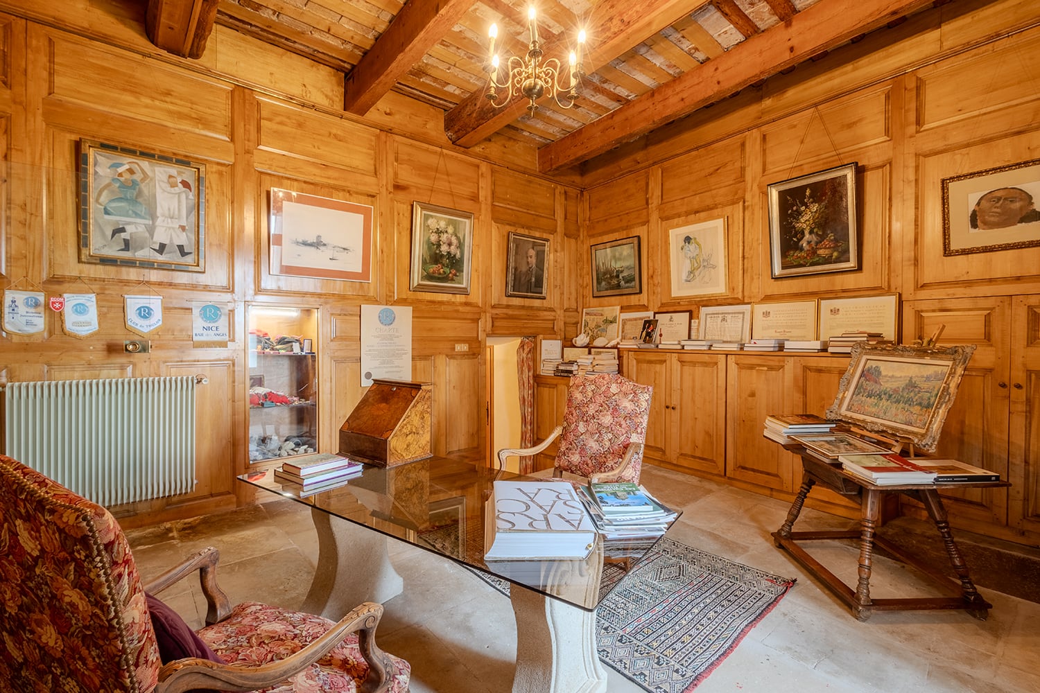 Bibliothèque | Maison de vacances à à Blauzac