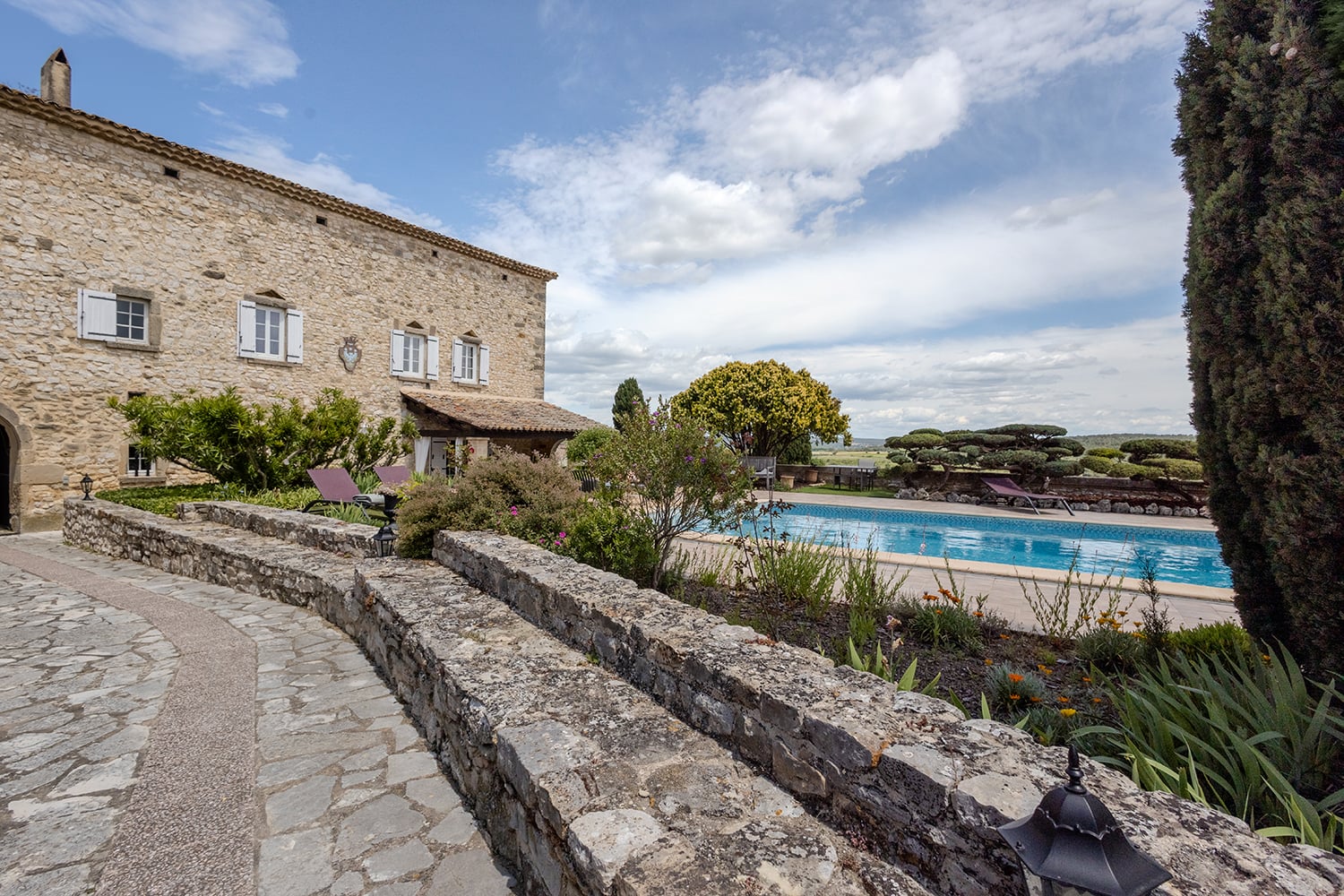 Maison de vacances à à Blauzac avec piscine privée