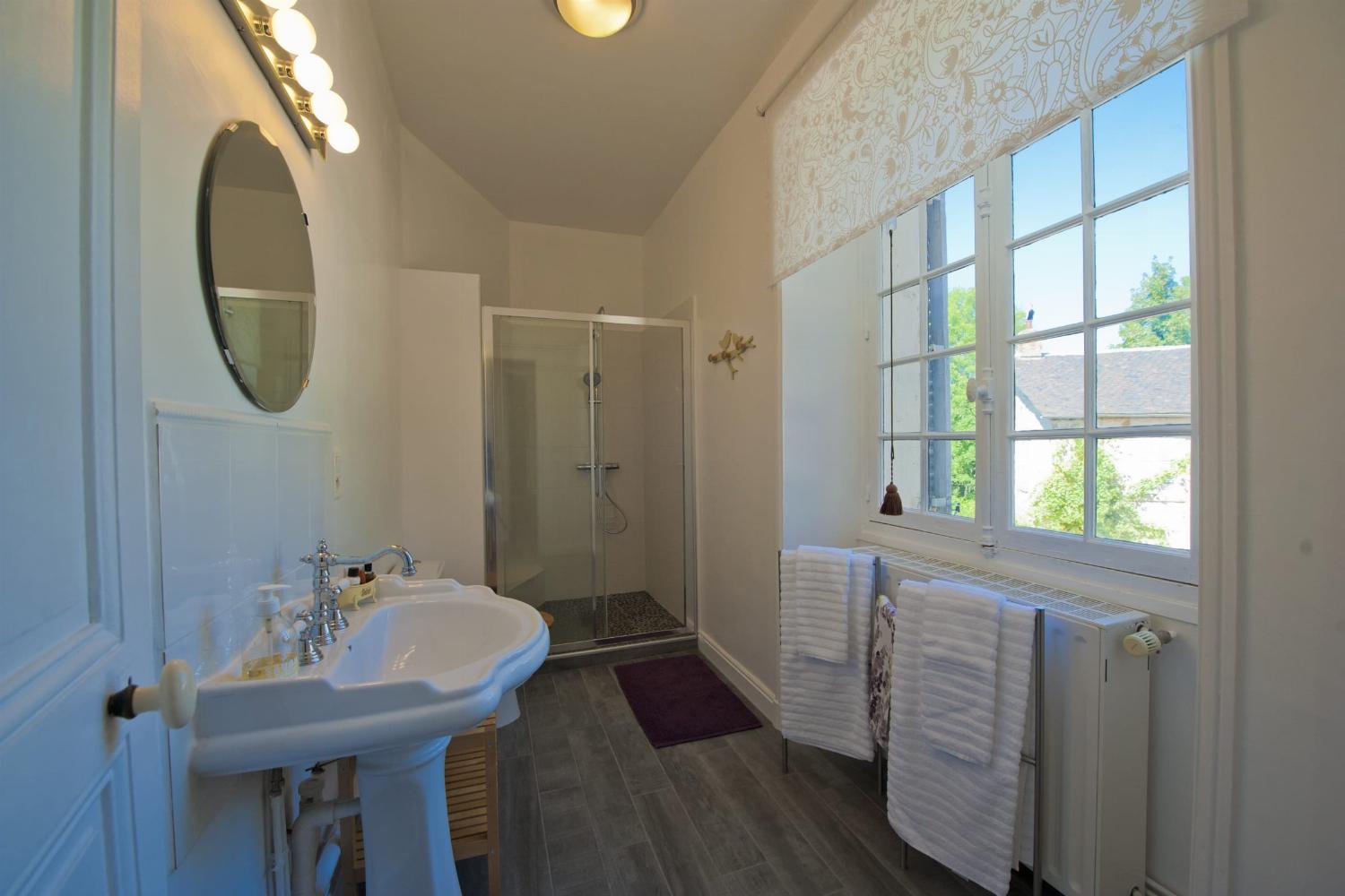 Salle de bain | Château de vacances à Najac