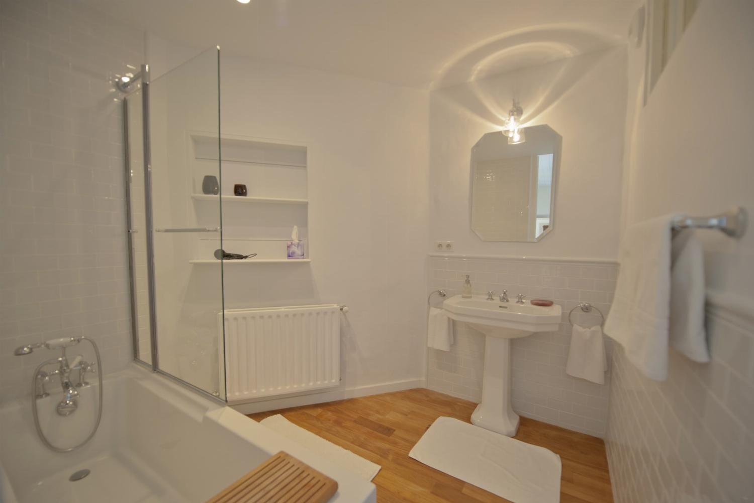 Salle de bain | Château de vacances en Gironde