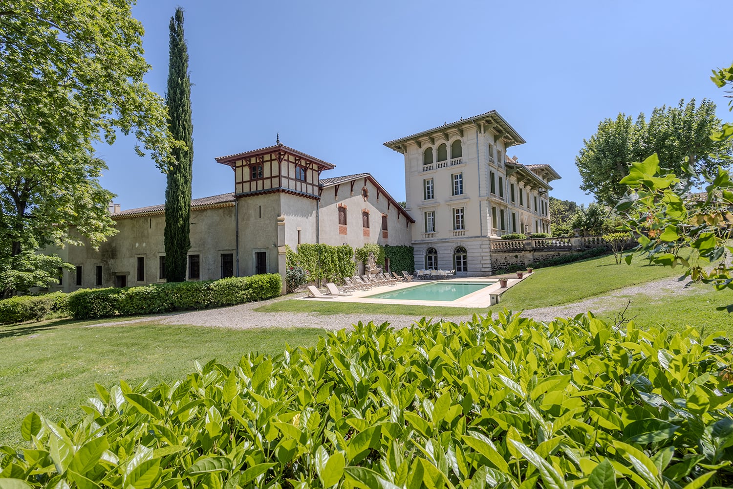 Domaine viticole de vacances dans le sud de la France avec piscine privée