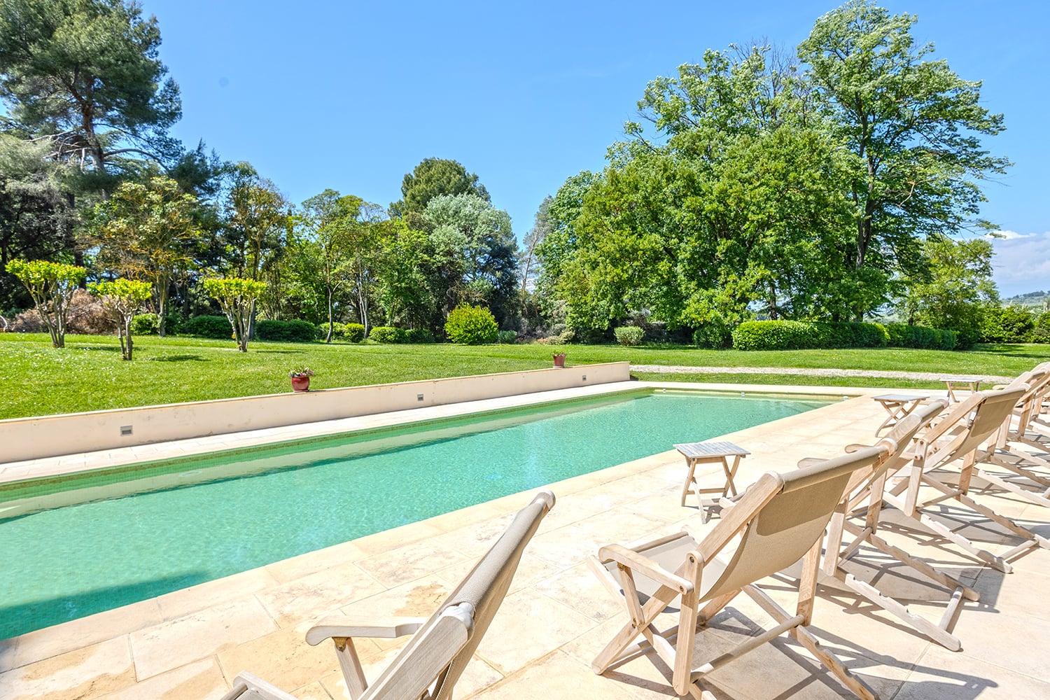 Private pool