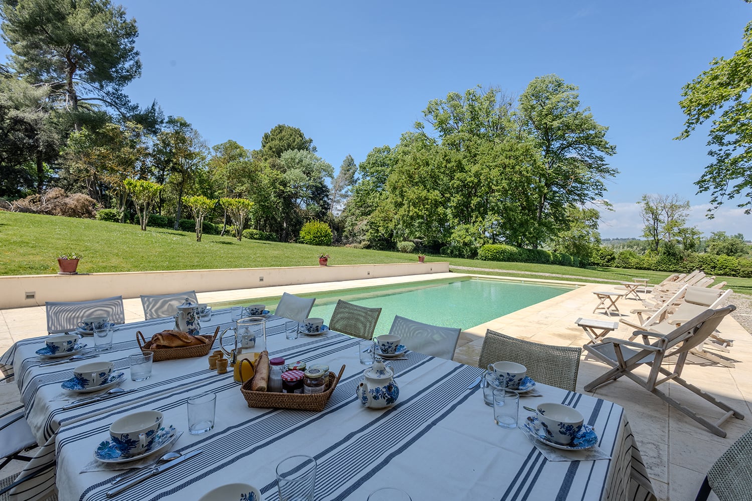 Terrasse de salle à manger
