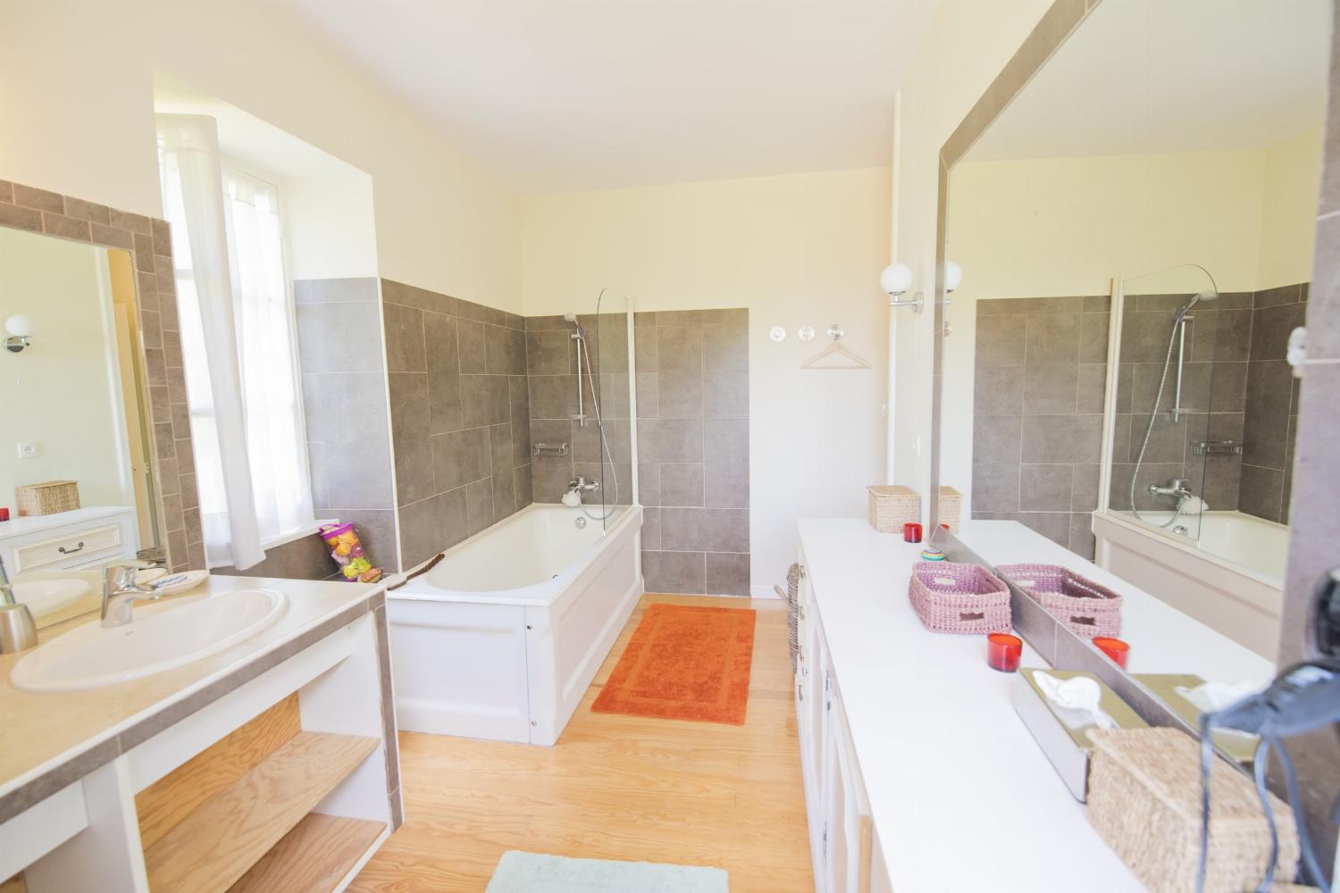Salle de bain | Maison de vacances dans les Pyrénées-Atlantiques