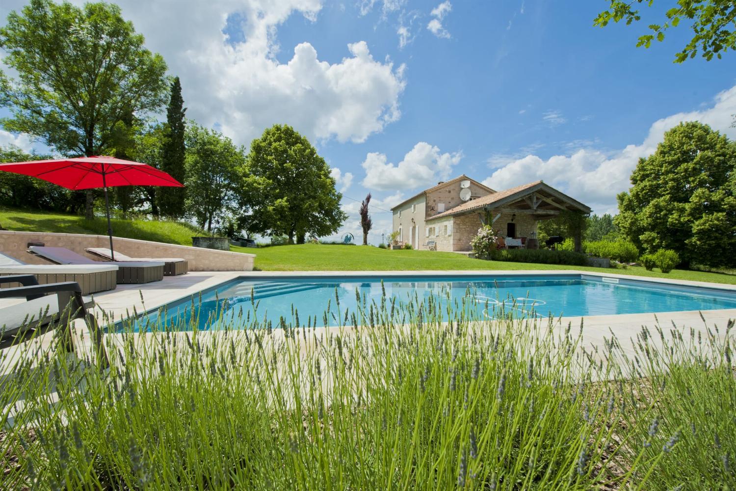 Locations en Nouvelle-Aquitaine avec piscine privée chauffée
