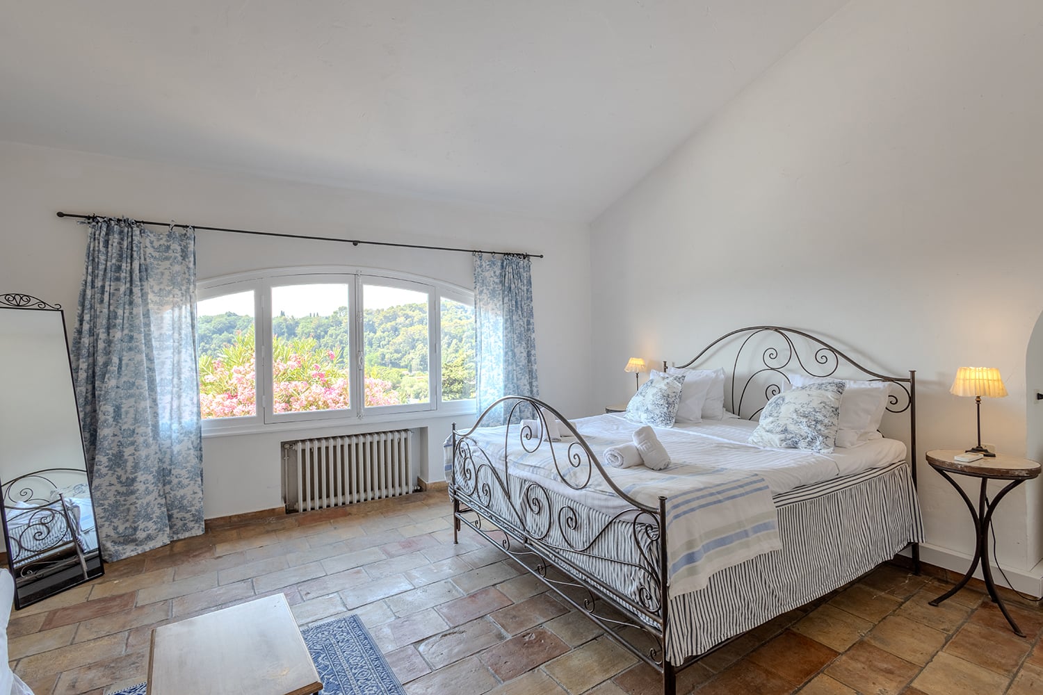 Chambre | Maison de vacances à Biot