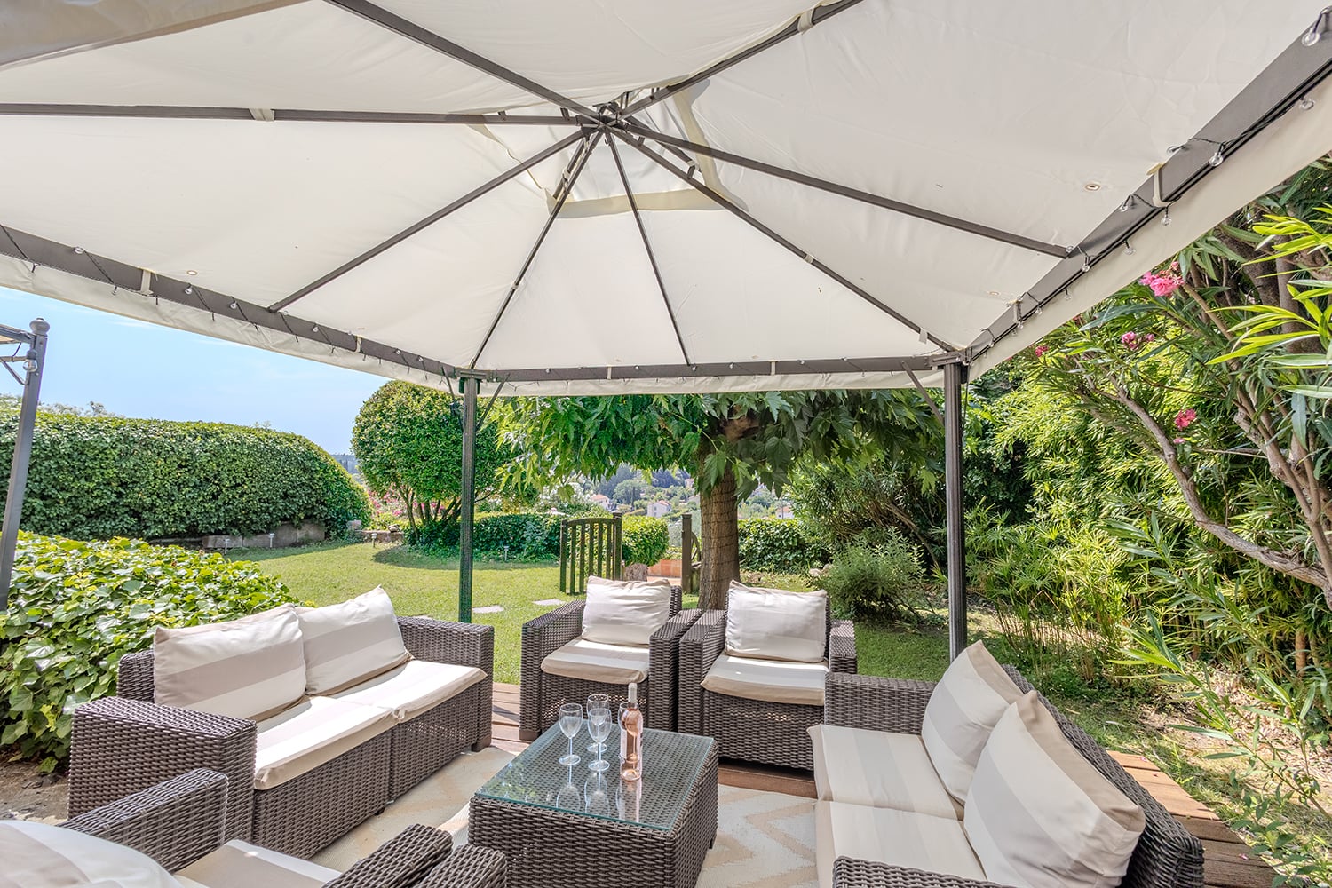 Terrasse ombragée