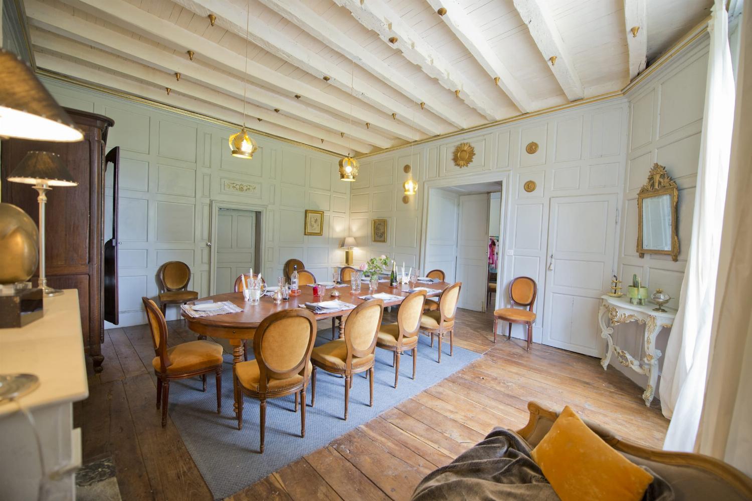 Salle à manger | Château de vacances en Charente