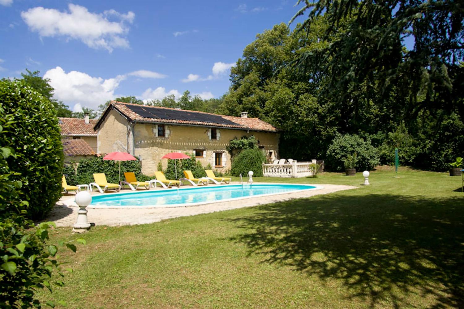 Maison de vacances en Dordogne avec piscine privée chauffée