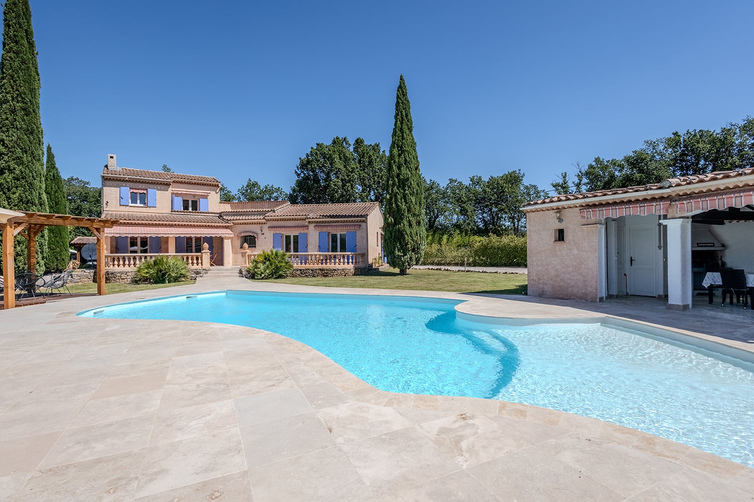 Holiday villa in Vidauban with private heated pool Holiday villa in Vidauban with private heated pool