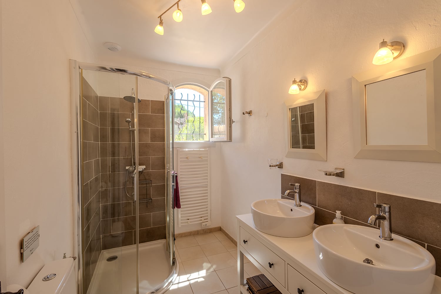 Salle de bain | Villa de vacances à Vidauban