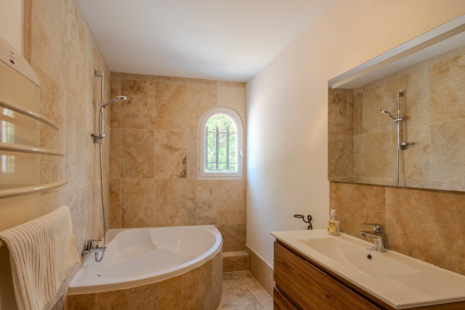 Salle de bain | Villa de vacances à Seillans
