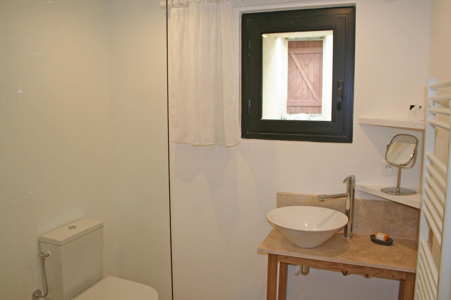 Salle de bain | Maison de vacances dans le Tarn en Garonne