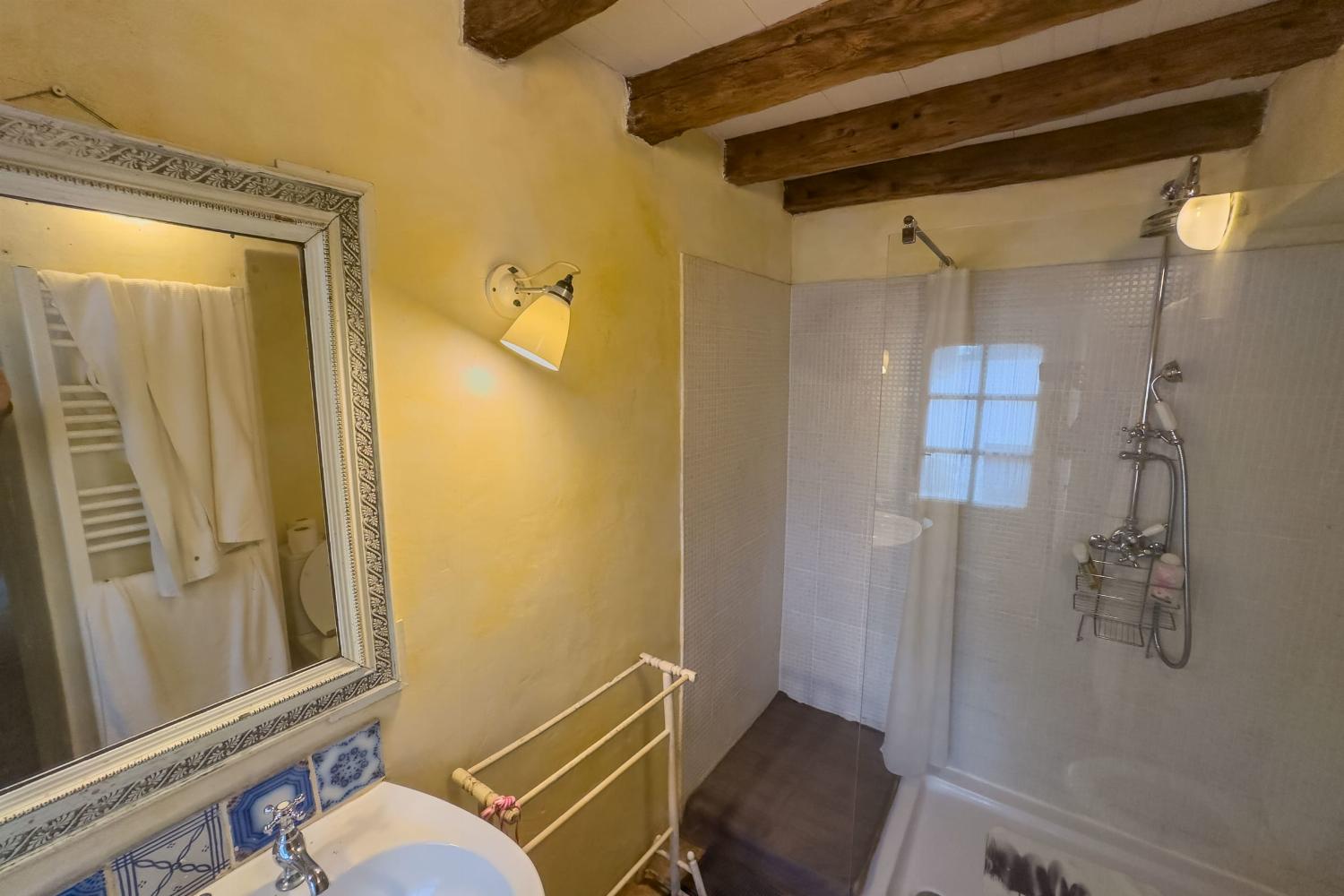 Salle de bain | Location de vacances dans le Tarn-en-Garonne