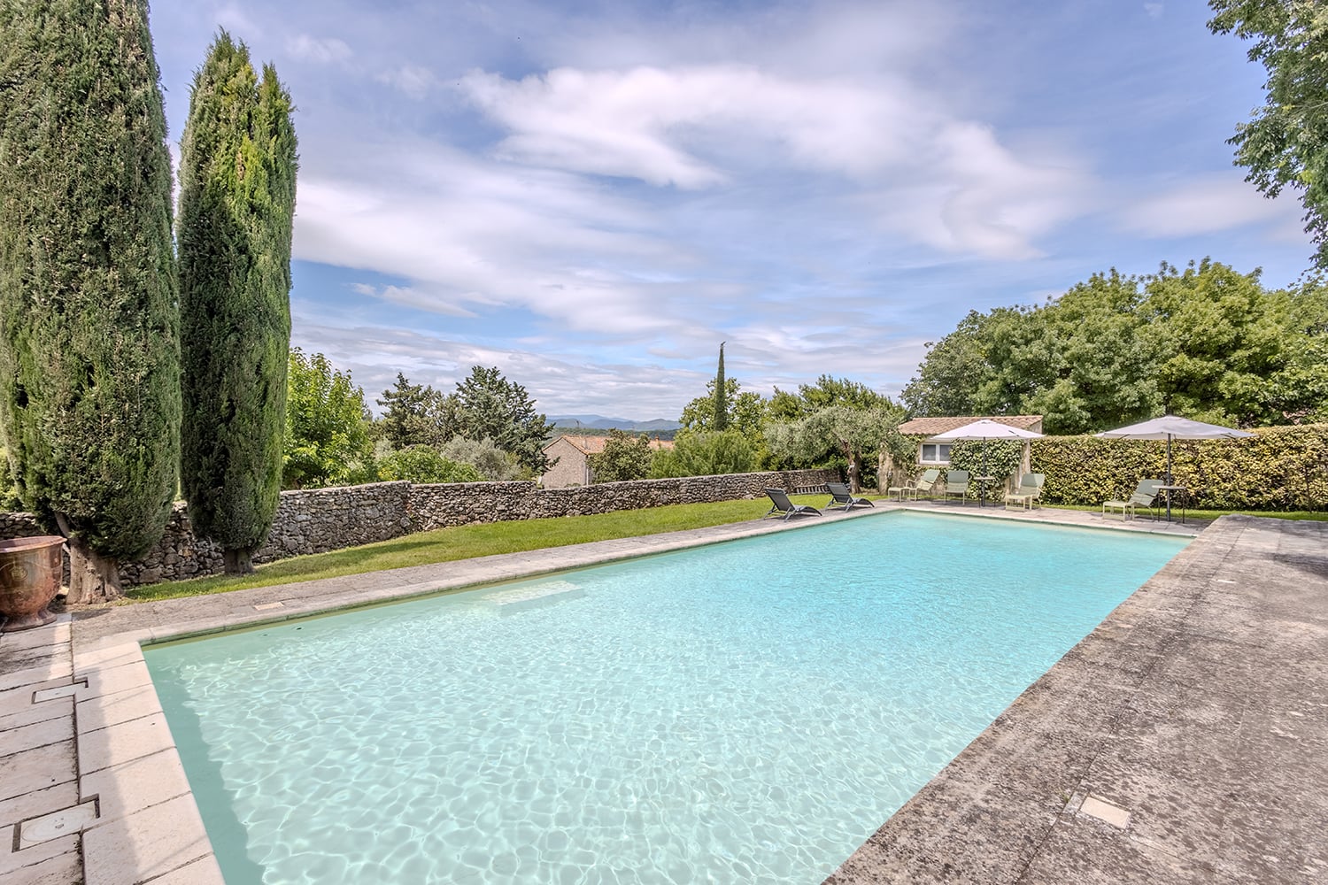 Private pool Private pool