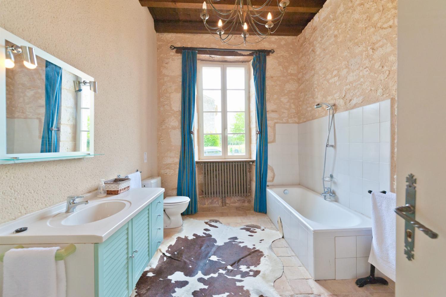 Salle de bain | Location de vacances dans le Gers
