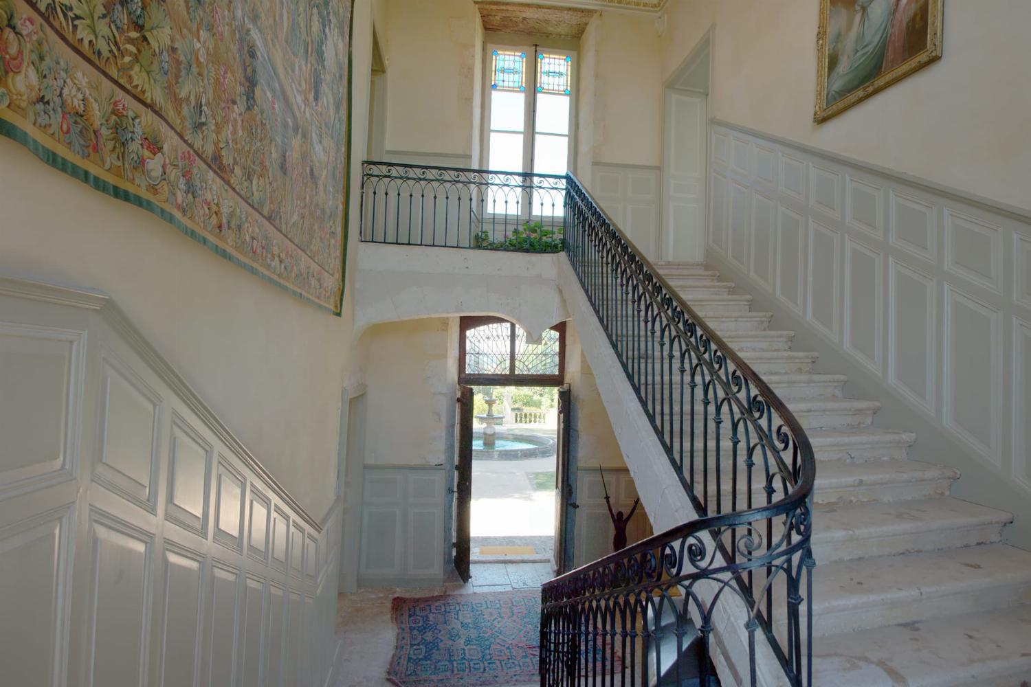 Escalier | Château de vacances dans le Gers