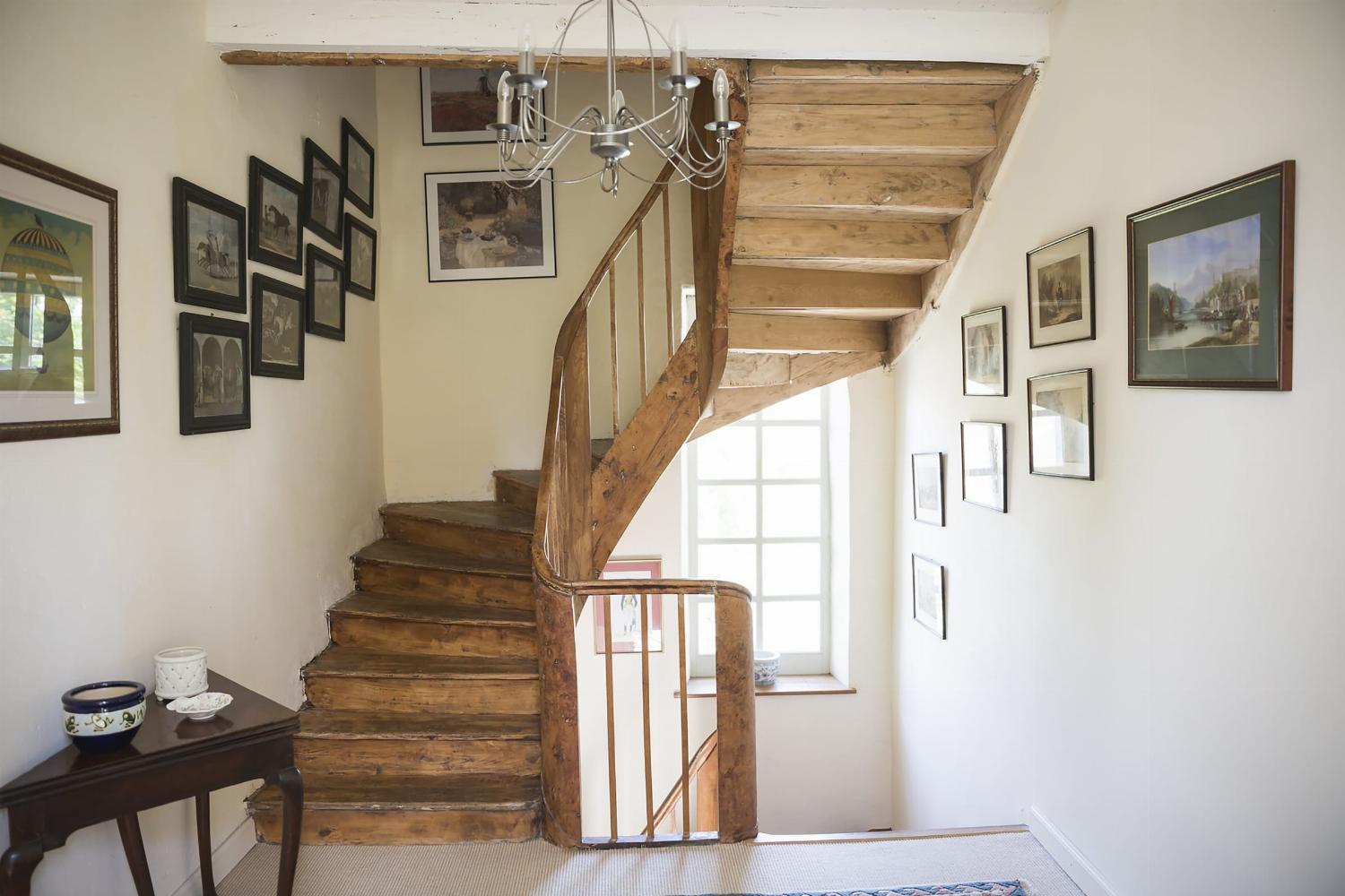 Escalier | Maison de vacances dans le Gers