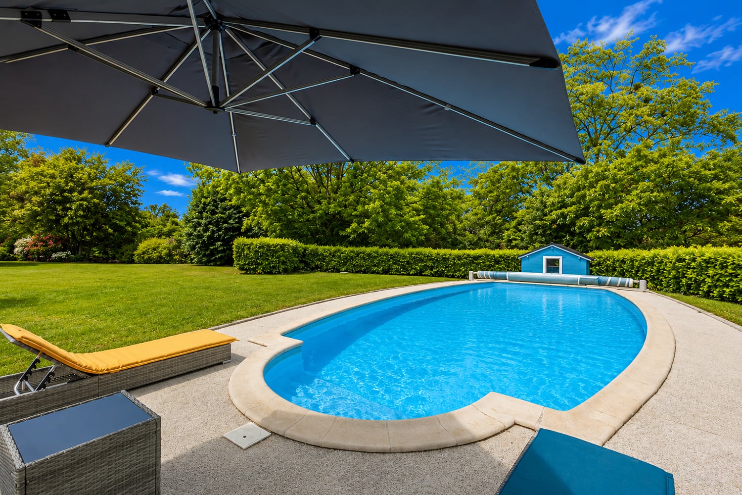 Private pool Private pool