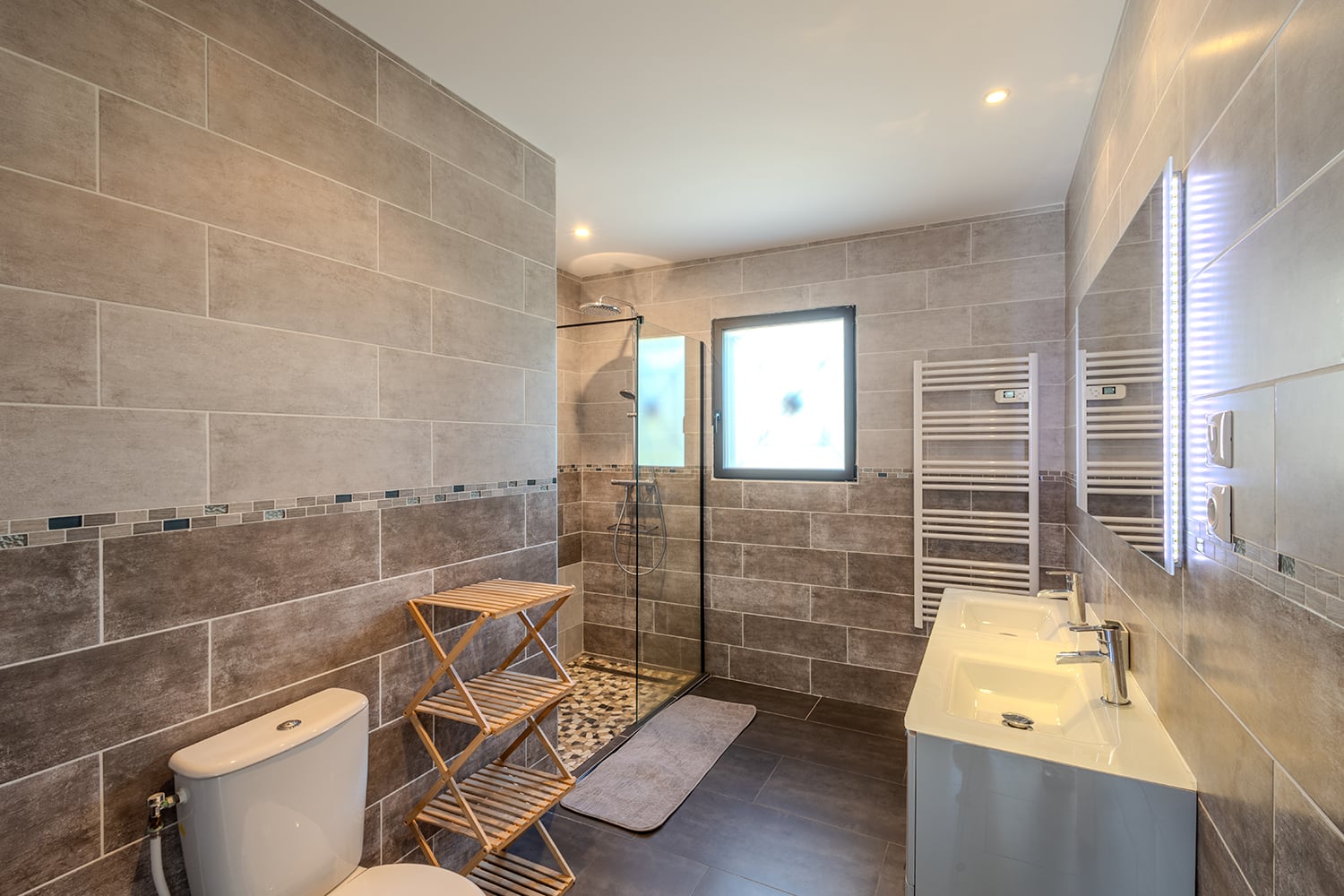 Salle du bain | Villa à louer à Servian avec piscine privée