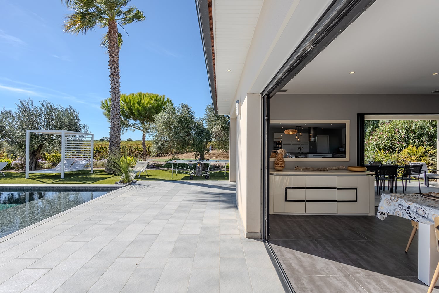 Salon | Villa à louer à Servian avec piscine privée