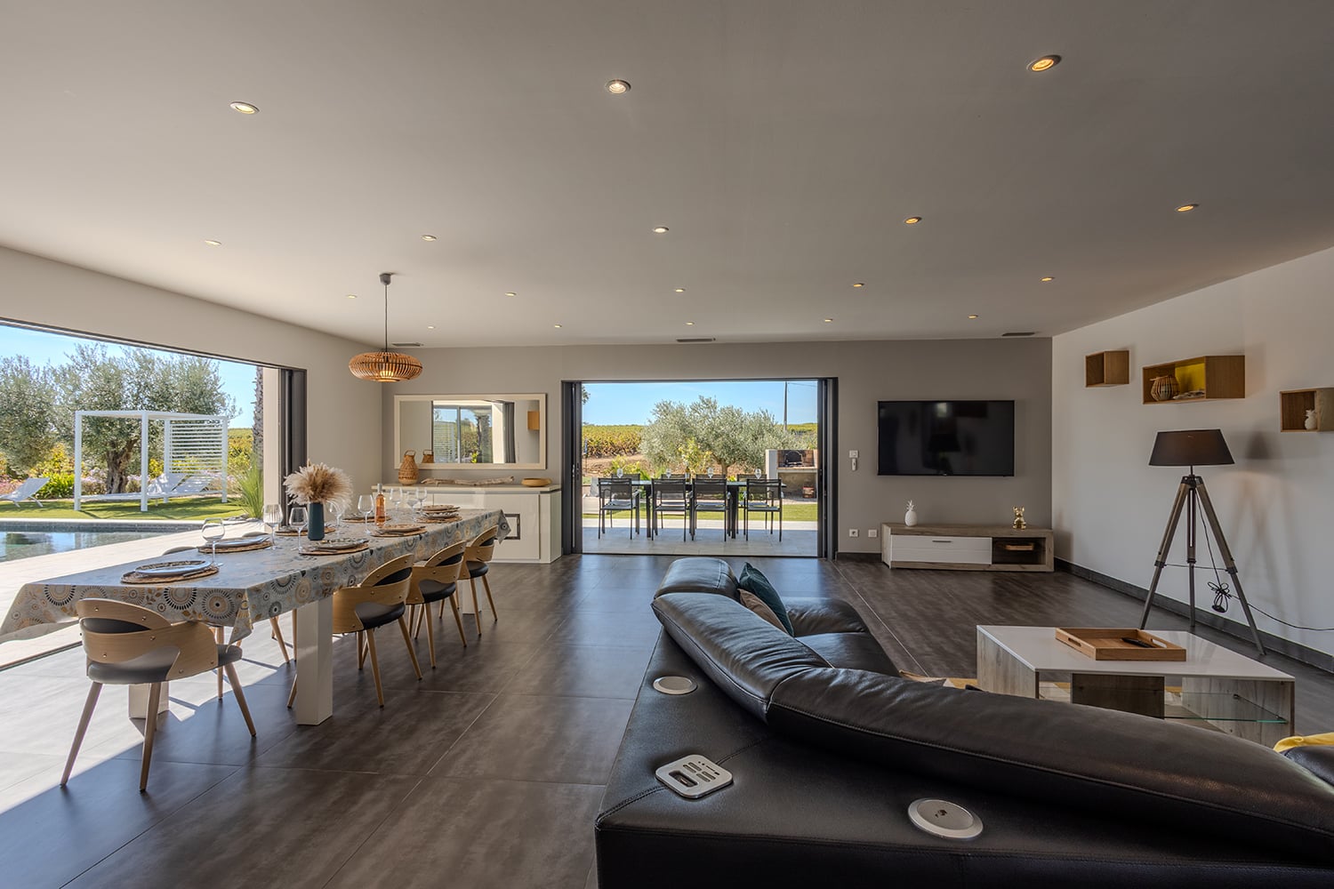 Salon | Villa à louer à Servian