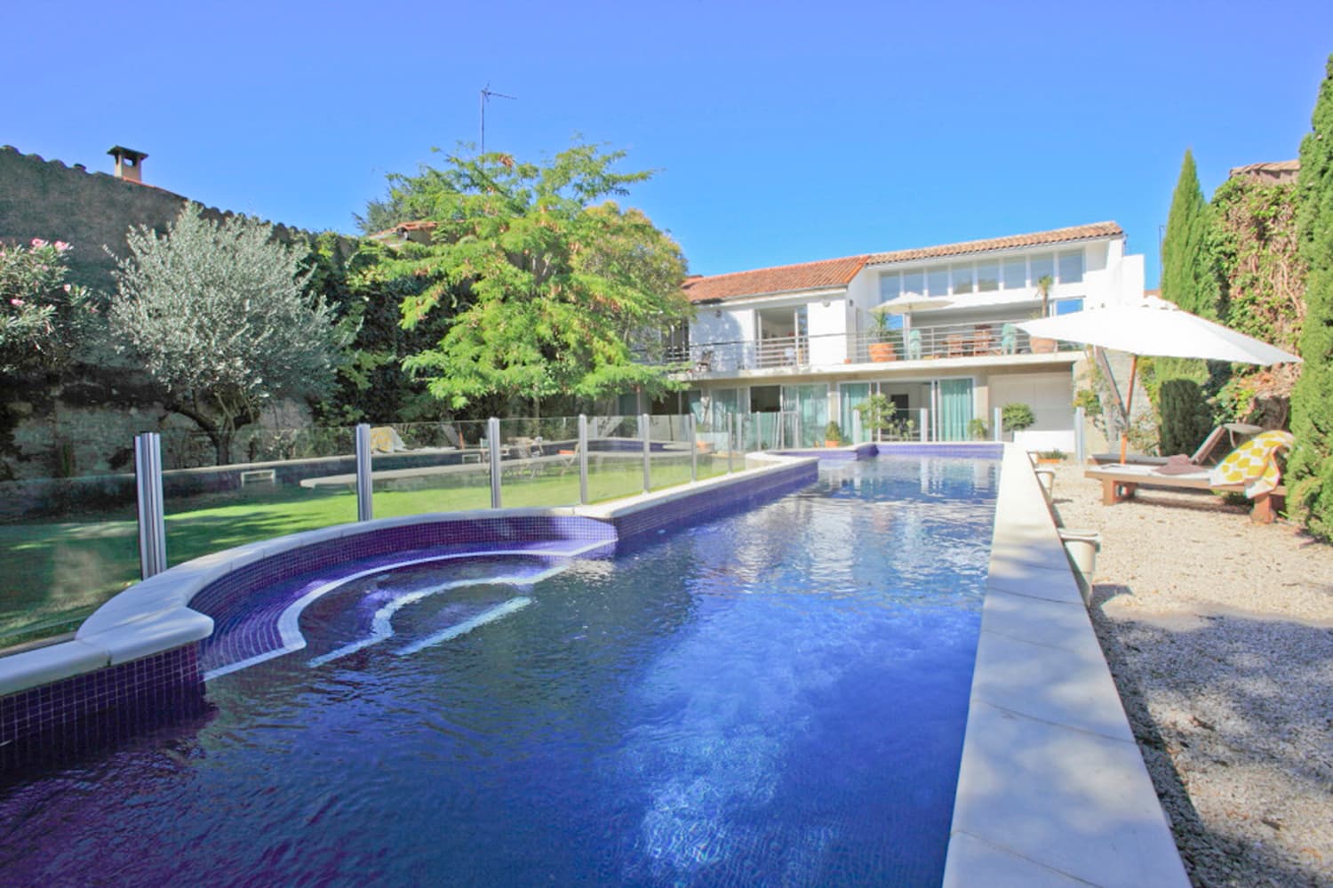 Maison de vacances dans le Languedoc avec piscine privée