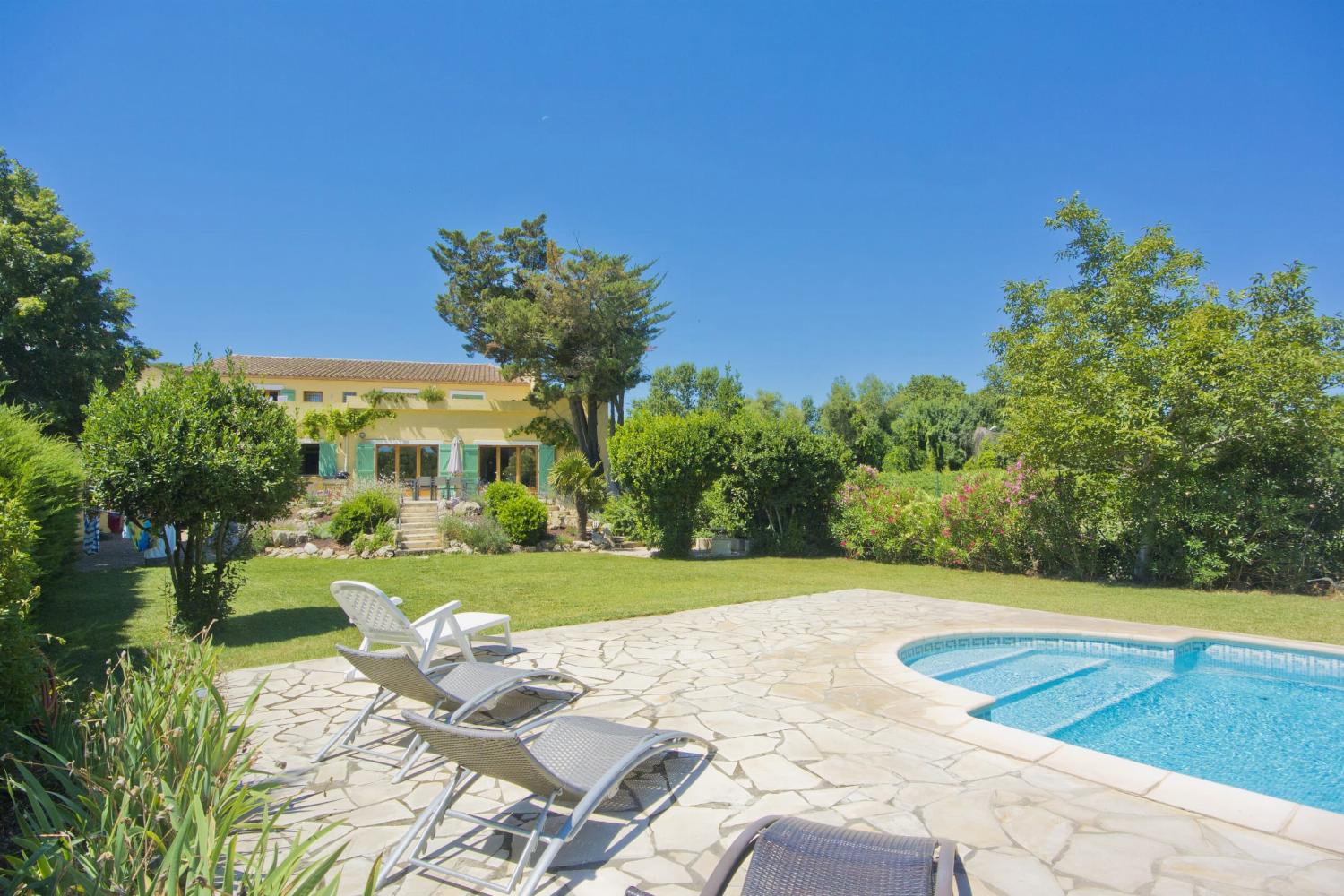 Location maison dans le sud de la France avec piscine privée