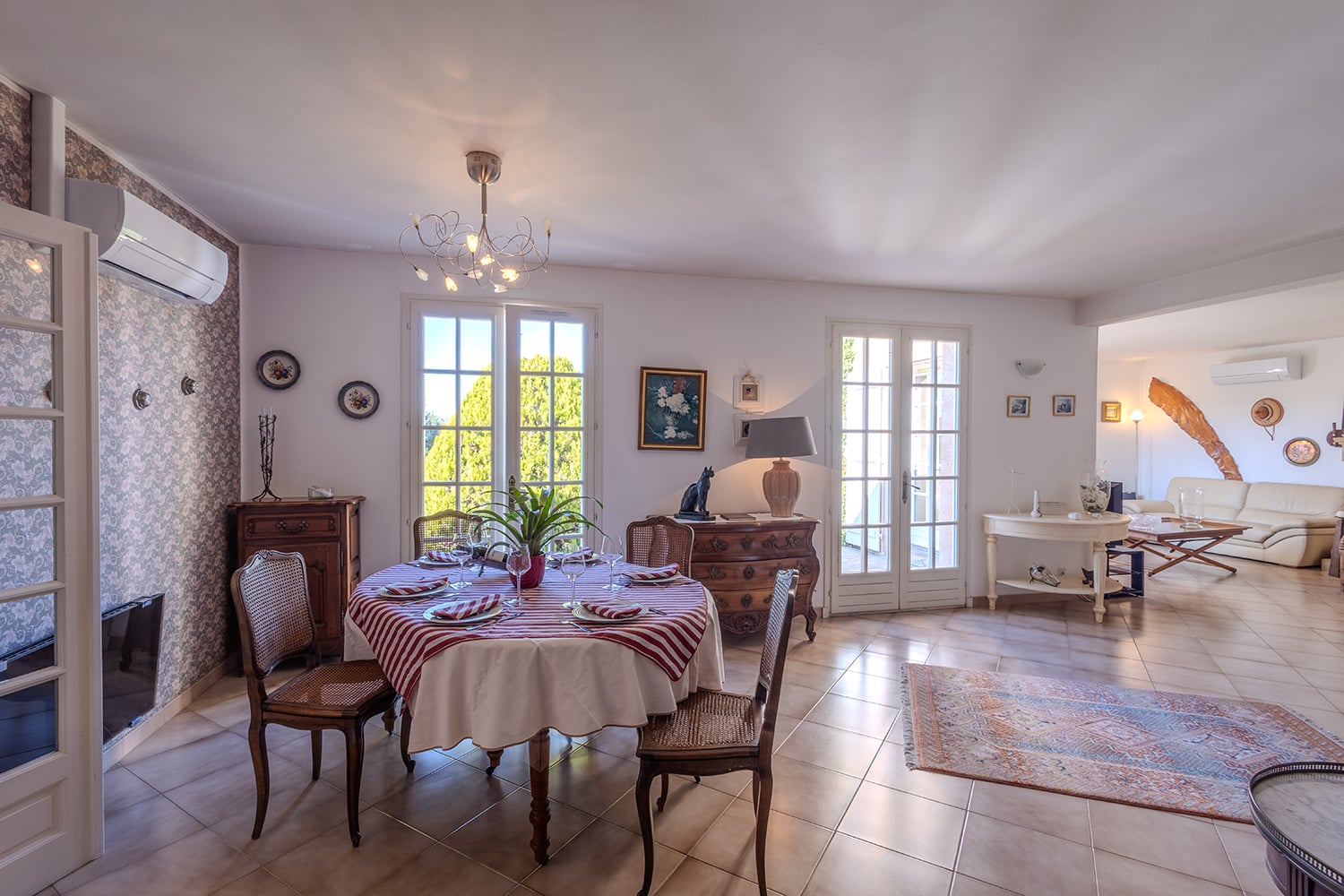 Salon | Villa de vacances à Bessan Salon | Villa de vacances à Bessan