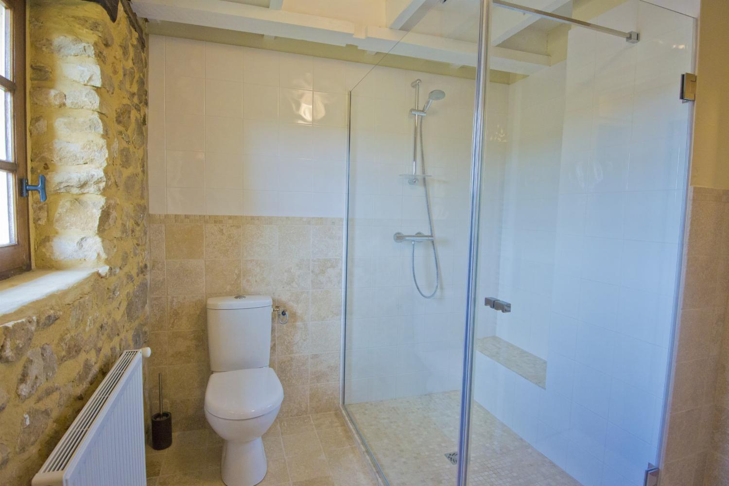 Salle de bain | Location de vacances en Nouvelle-Aquitaine