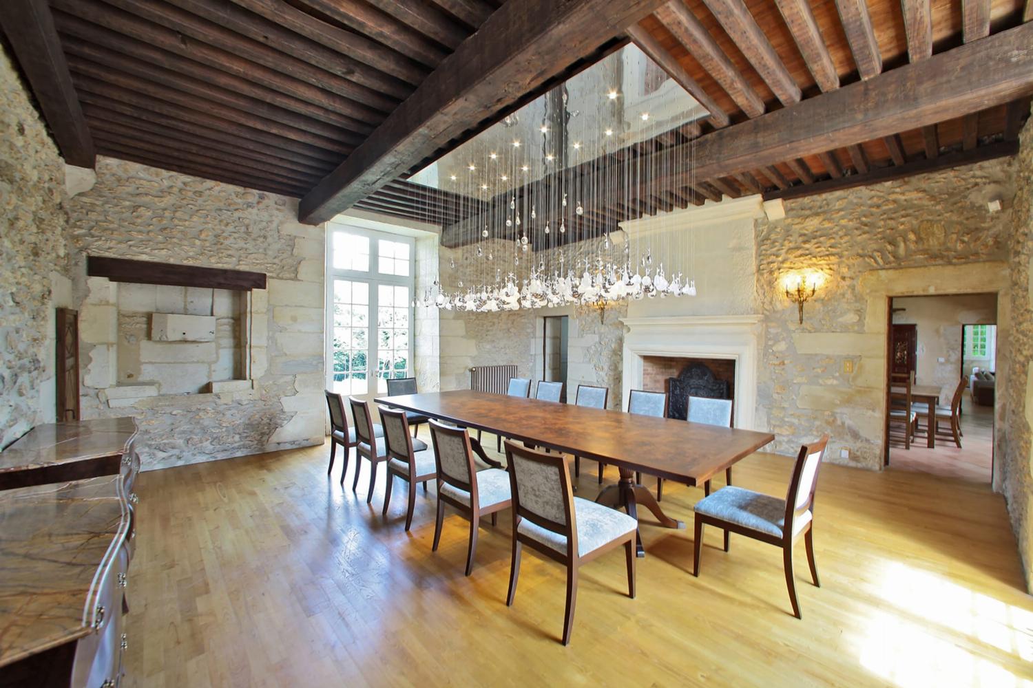 Salle à manger | Château de vacances en Dordogne