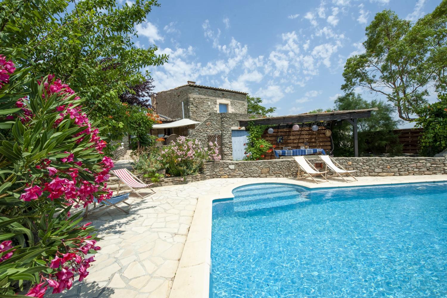Maison de vacances dans le sud de la France avec piscine privée