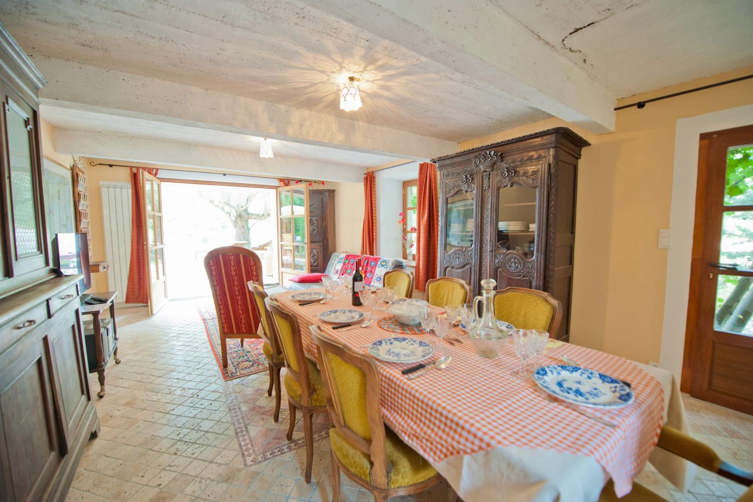 Salle à manger | Maison de vacances en Occitanie