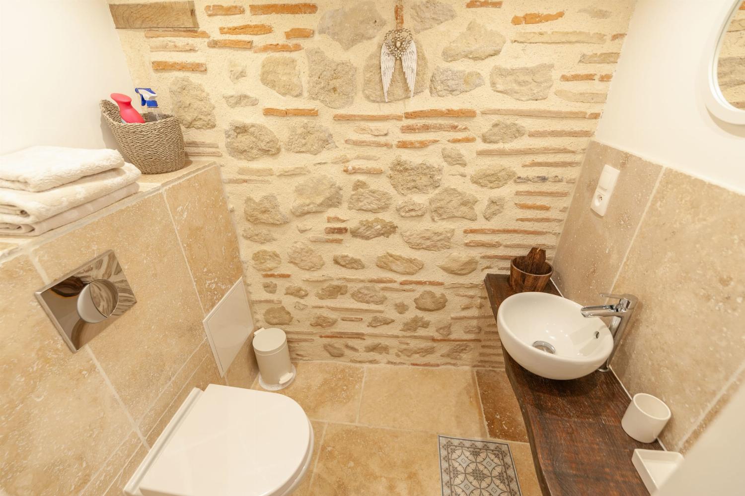 Salle de bain | Location maison dans le Lot-et-Garonne