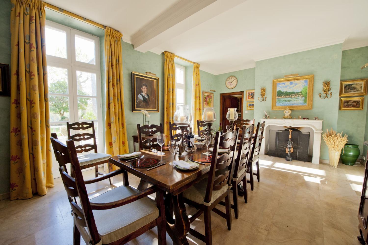 Salle à manger | Château de vacances en Ariège