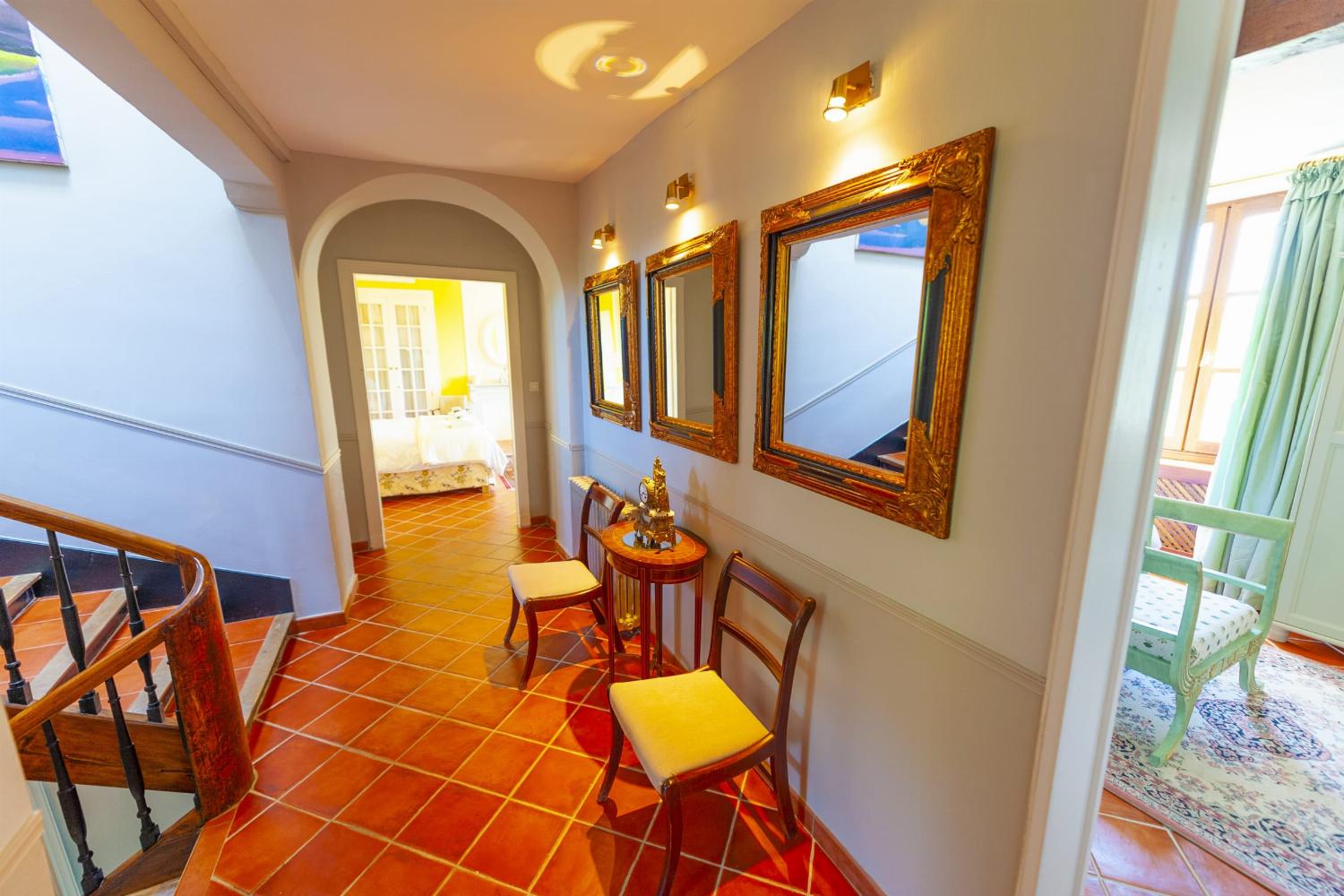Couloir du 1er étage | Maison de vacances en Occitanie