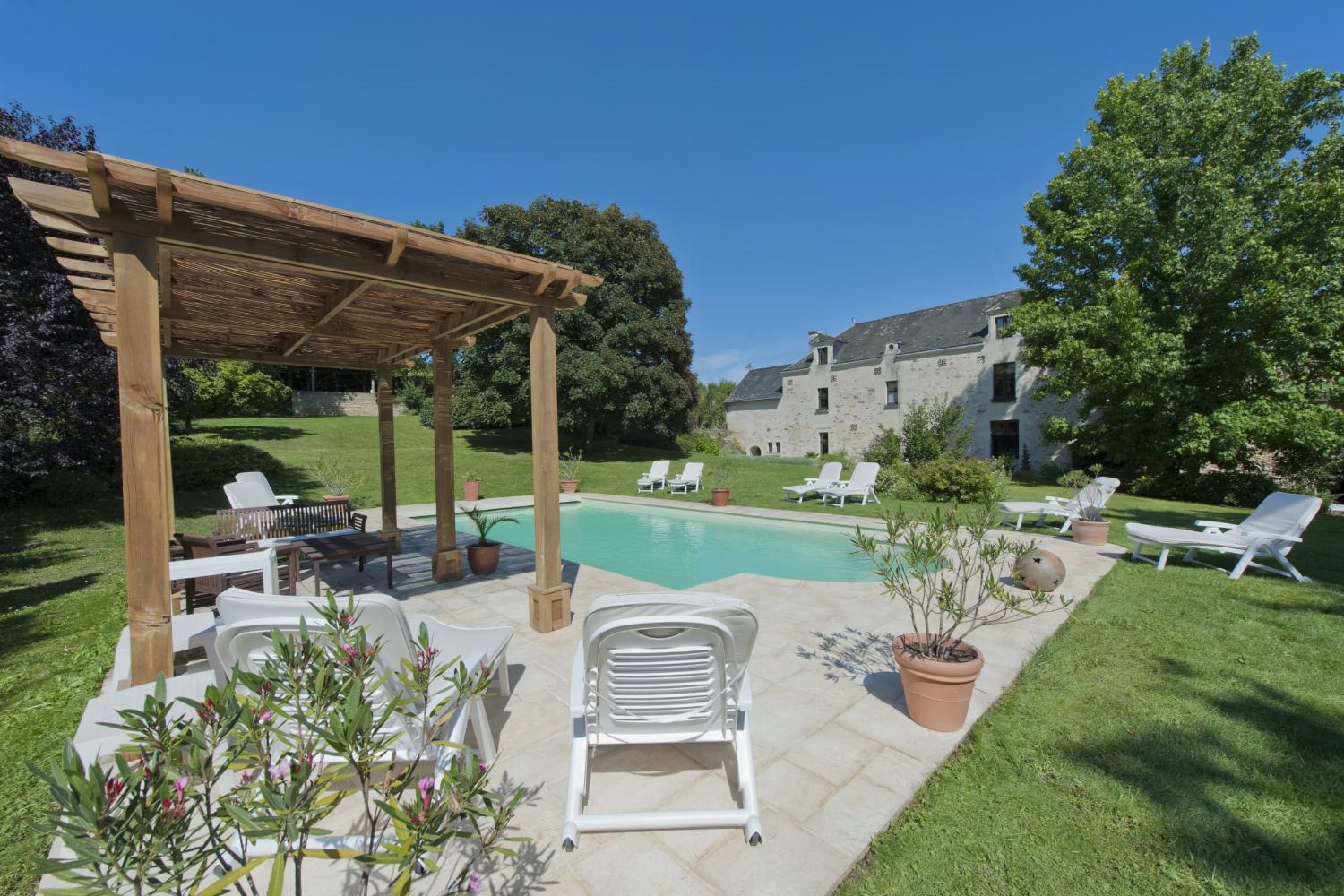 Maison de vacances dans la Loire avec piscine privée chauffée
